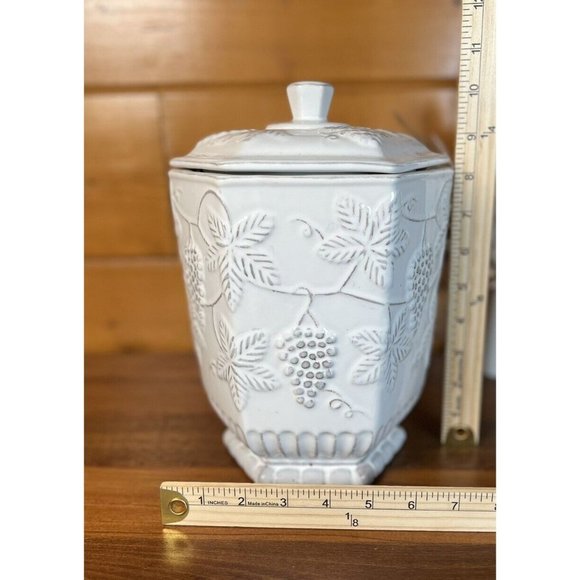 Pier 1 Imports Stoneware White Gray Cookie Jar Kitchen Canister 10"x7" - Picture 7 of 11